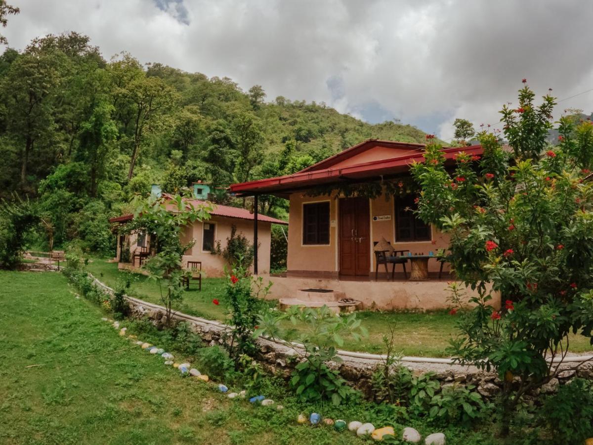 Shiv Shakti Yogpeeth Cottages Ришикеш Экстерьер фото