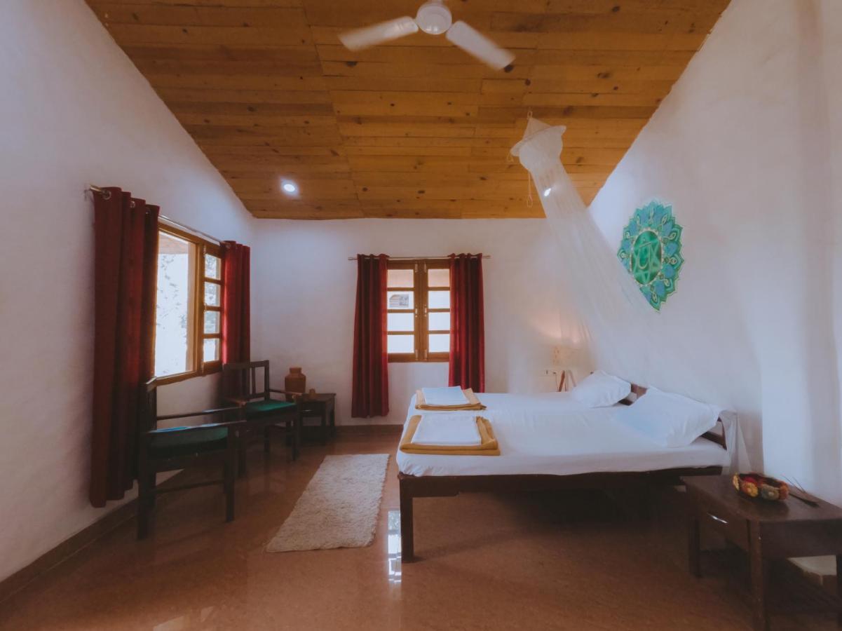 Shiv Shakti Yogpeeth Cottages Ришикеш Экстерьер фото