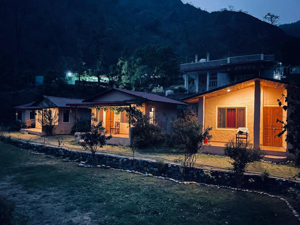 Shiv Shakti Yogpeeth Cottages Ришикеш Экстерьер фото