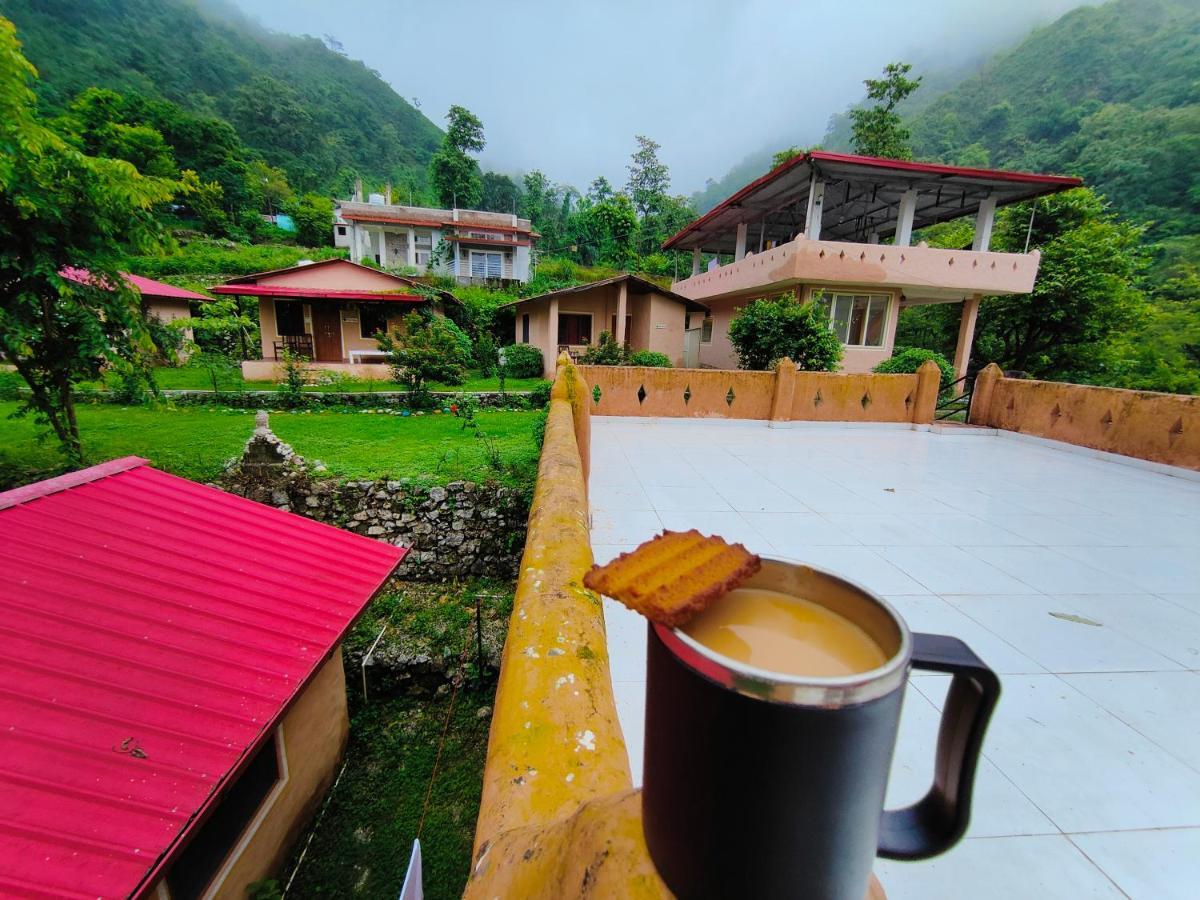 Shiv Shakti Yogpeeth Cottages Ришикеш Экстерьер фото