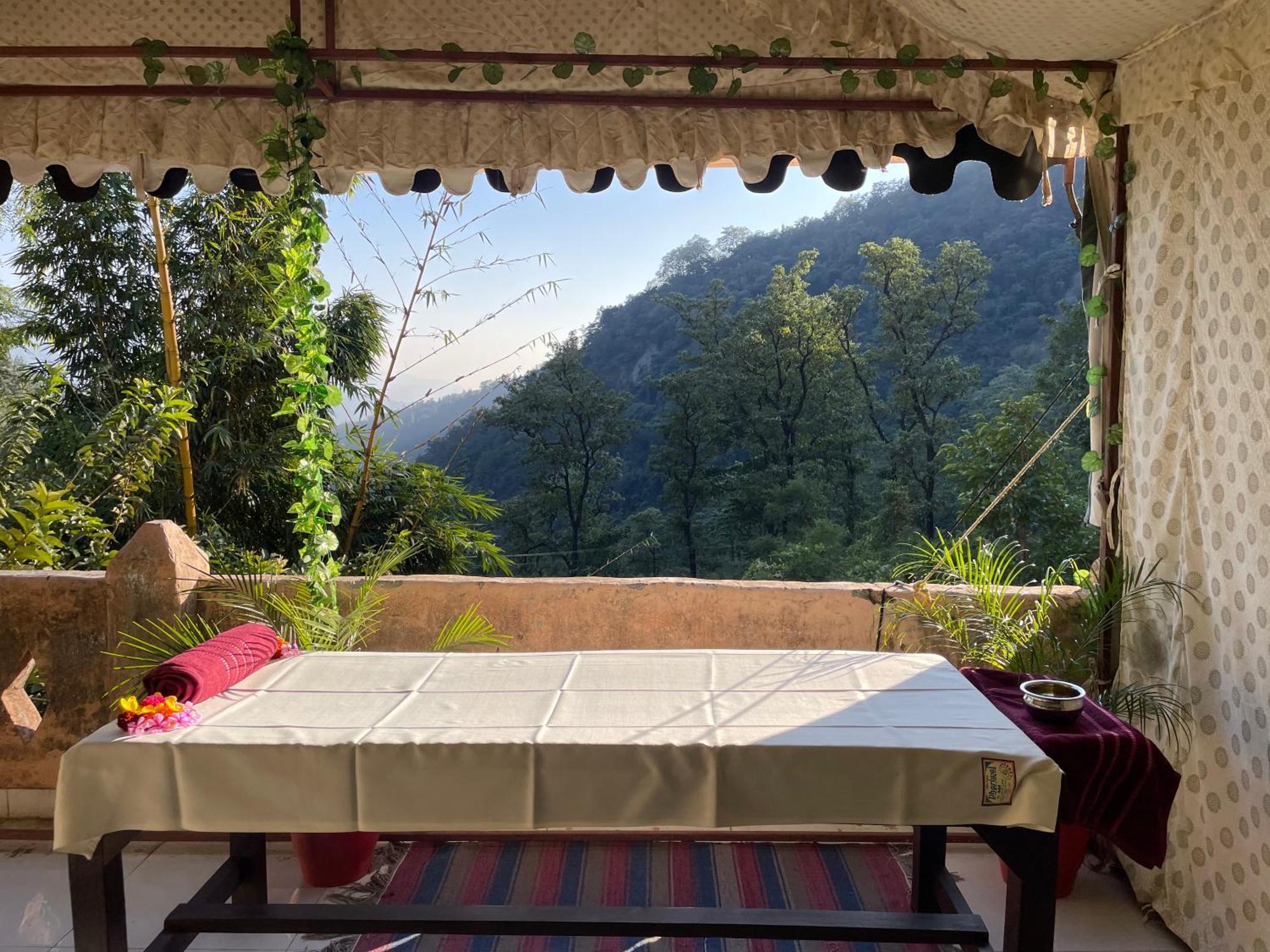 Shiv Shakti Yogpeeth Cottages Ришикеш Экстерьер фото
