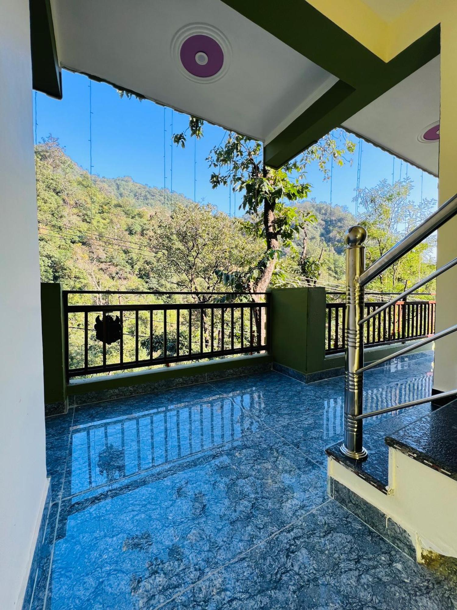 Shiv Shakti Yogpeeth Cottages Ришикеш Экстерьер фото